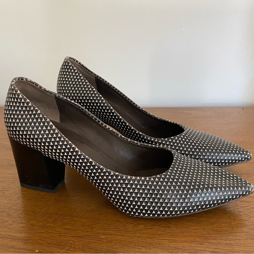 Coclico Women's 2770-Jul Slide Pump